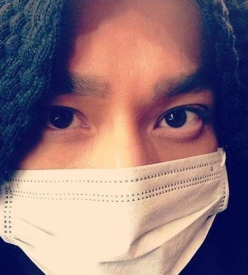 明星口罩照,时尚与健康并存