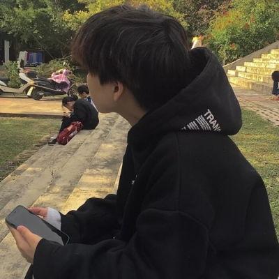 让人心动的网红帅哥头像,揭秘网红帅哥的绝世头像魅力