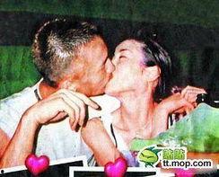 偷腥的明星,揭秘偷腥明星的私密瞬间