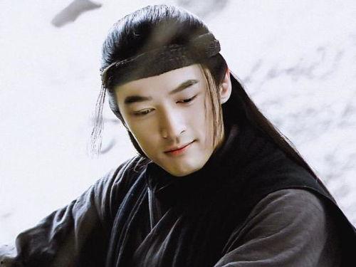 古代网红男主角叫什么,男主角名动古今之谜