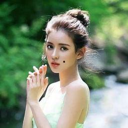 情予鹿迪约吧大明星,揭秘大明星的璀璨之夜