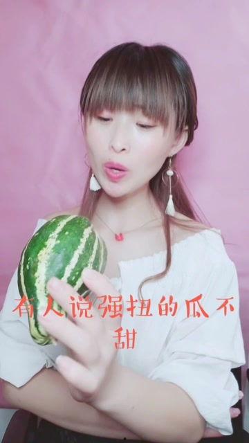 娱乐吃瓜酱转钱,揭秘“转钱”背后的秘密